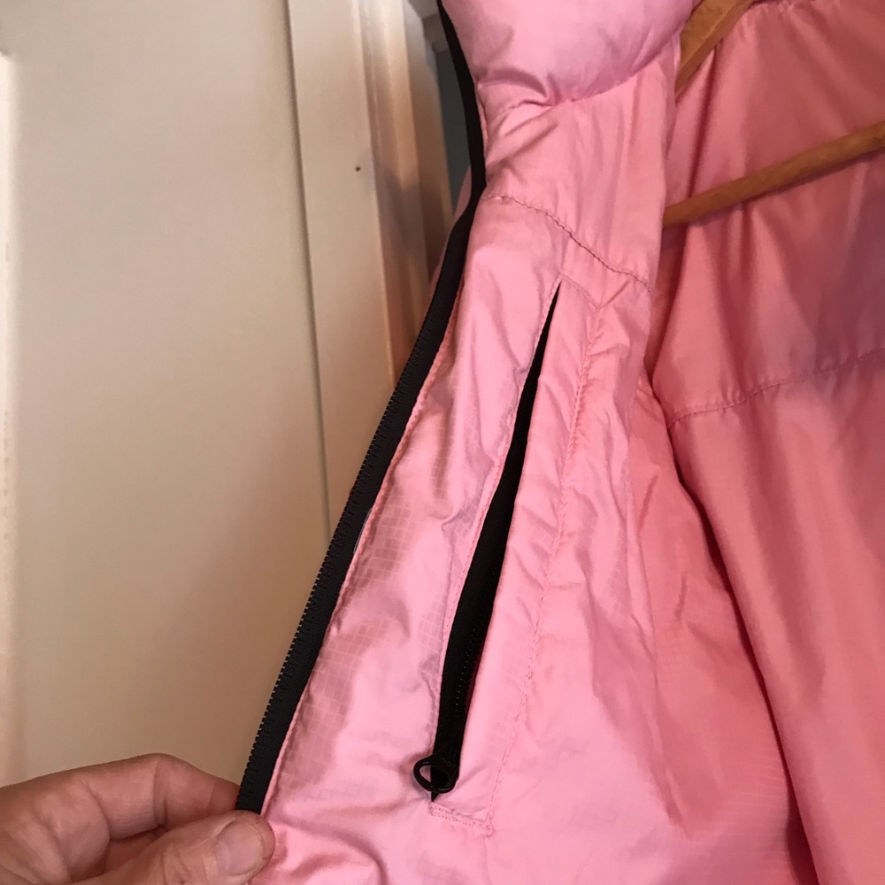 Down hooded jacket